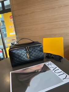 FashionReps Bags 05YAA2889