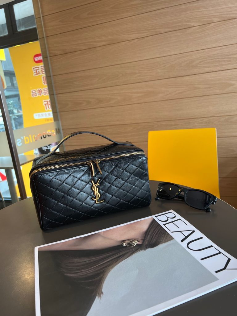 FashionReps Bags 05YAA2889