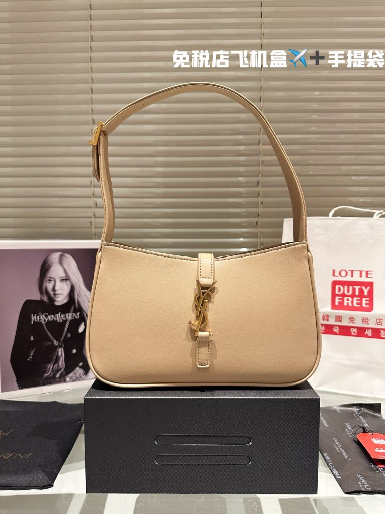 FashionReps Bags 05YAA389