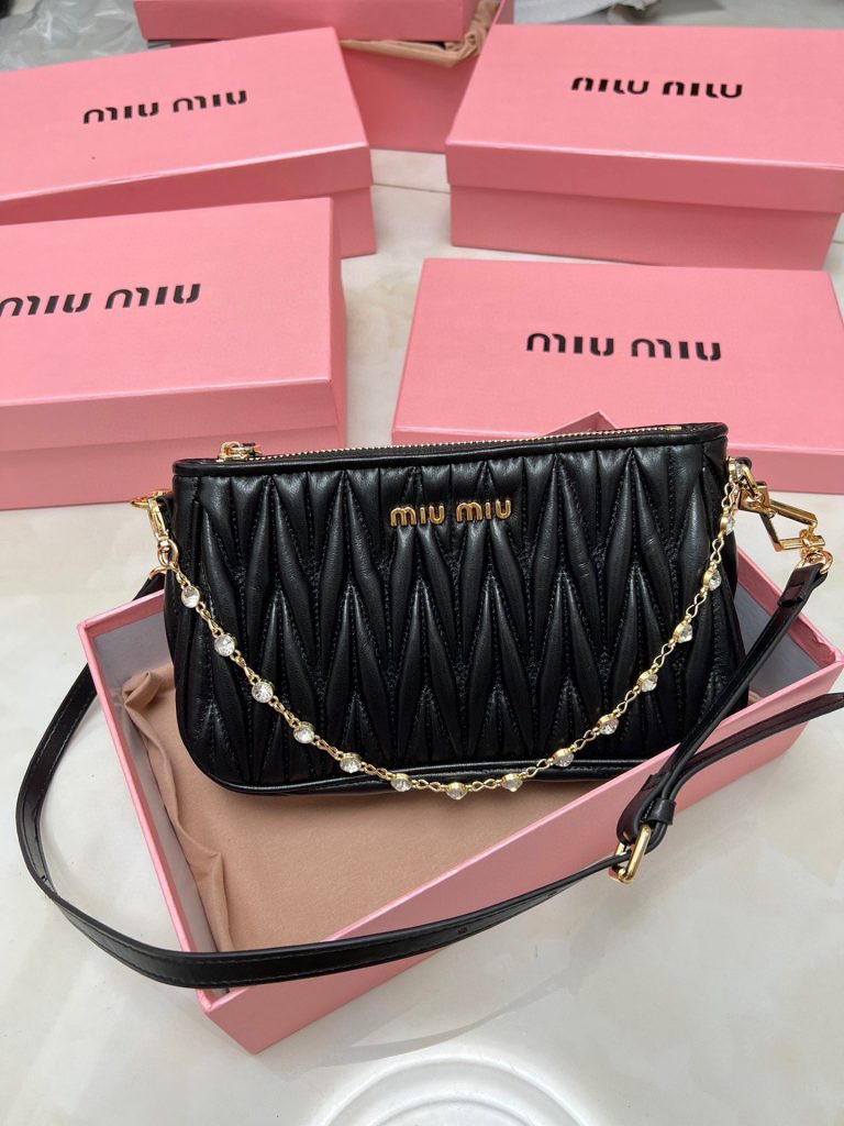 FashionReps Bags 06YAA16097