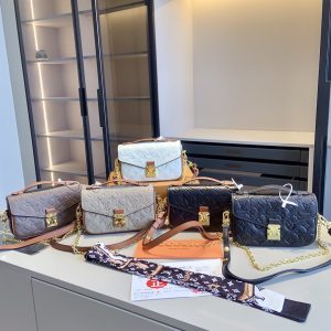 FashionReps Bags 07YAA10552