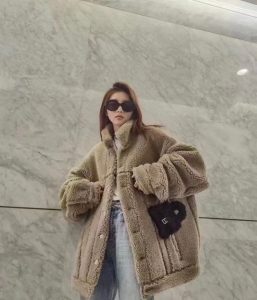 Replica Balenciaga Clothes 01RA956